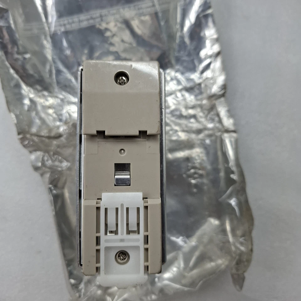 NEW OMRON S8VS-12024B/ED2 POWER SUPPLY S8VS12024BED2 FREE SHIPPING WORLDWIDE